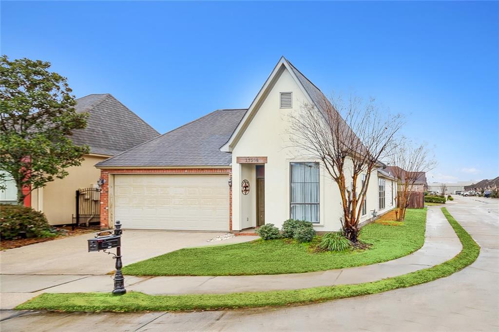 17504 Lake Willow Avenue, Baton Rouge, LA 