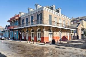 1301 Chartres Street 7