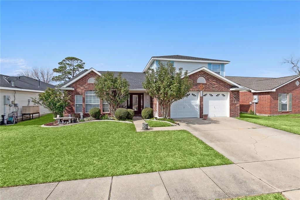 4912 Liberty Oaks Drive, Marrero, Louisiana image 2