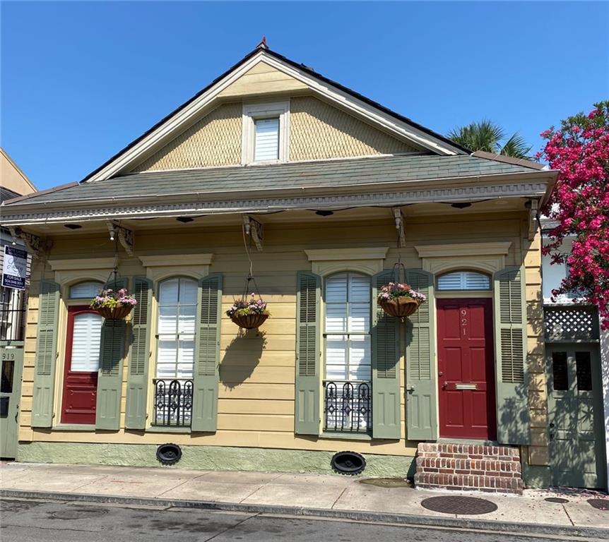 921 Dauphine Street, New Orleans, LA 