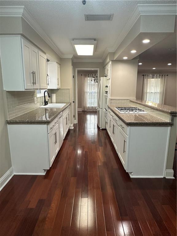 3109 METAIRIE Court, Metairie, Louisiana, 70002