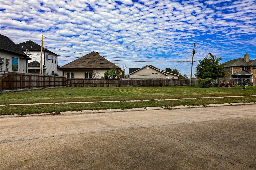 309 Cougar Drive, Arabi, Louisiana image 10