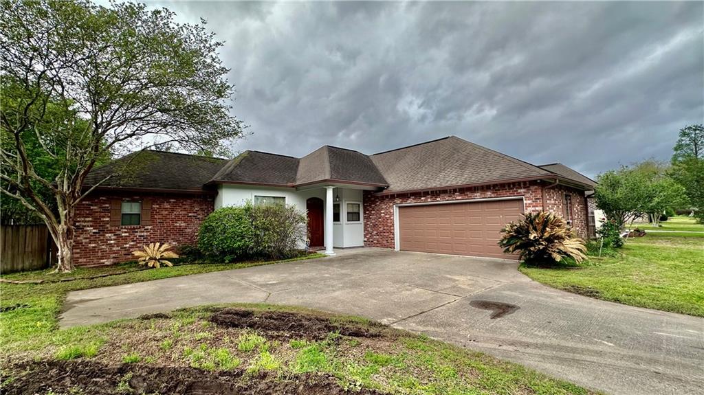 9470 Lake Lily Avenue, Baton Rouge, Louisiana image 1