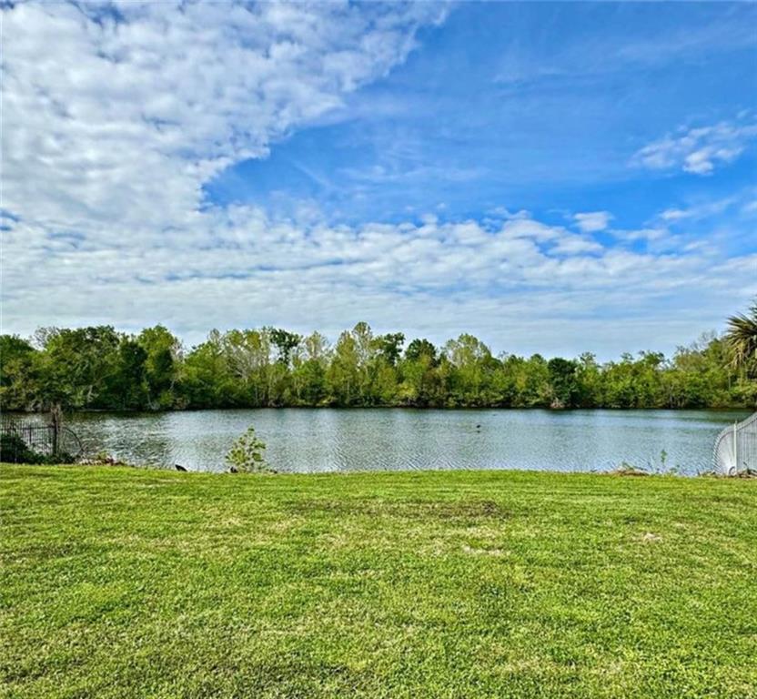 2432 S Lake Boulevard, Violet, Louisiana image 10