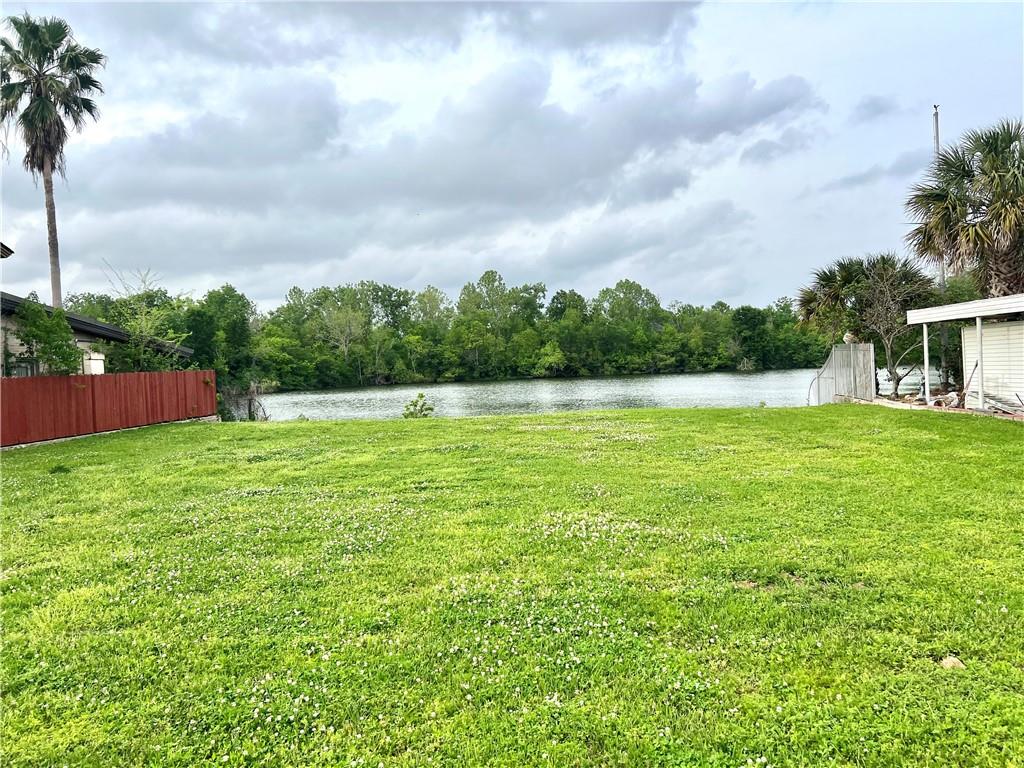 2432 S Lake Boulevard, Violet, Louisiana image 6