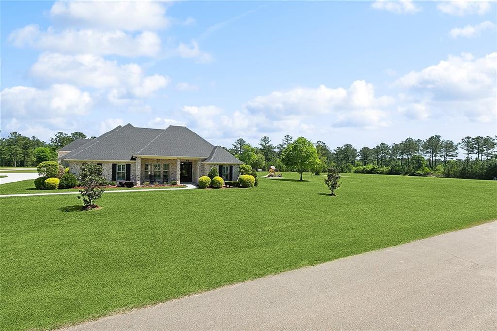 75024 Emerywood Drive, Abita Springs, Louisiana image 2