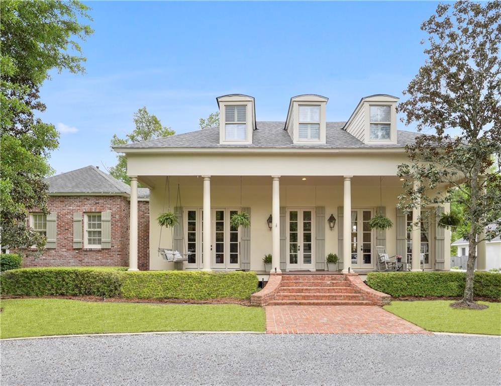 1314 S Jahncke Avenue, Covington, LA 