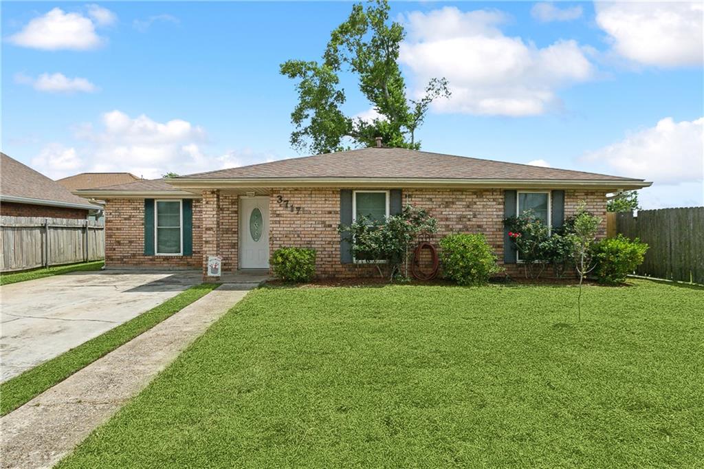 3717 Dauterive Drive, Chalmette, Louisiana image 1