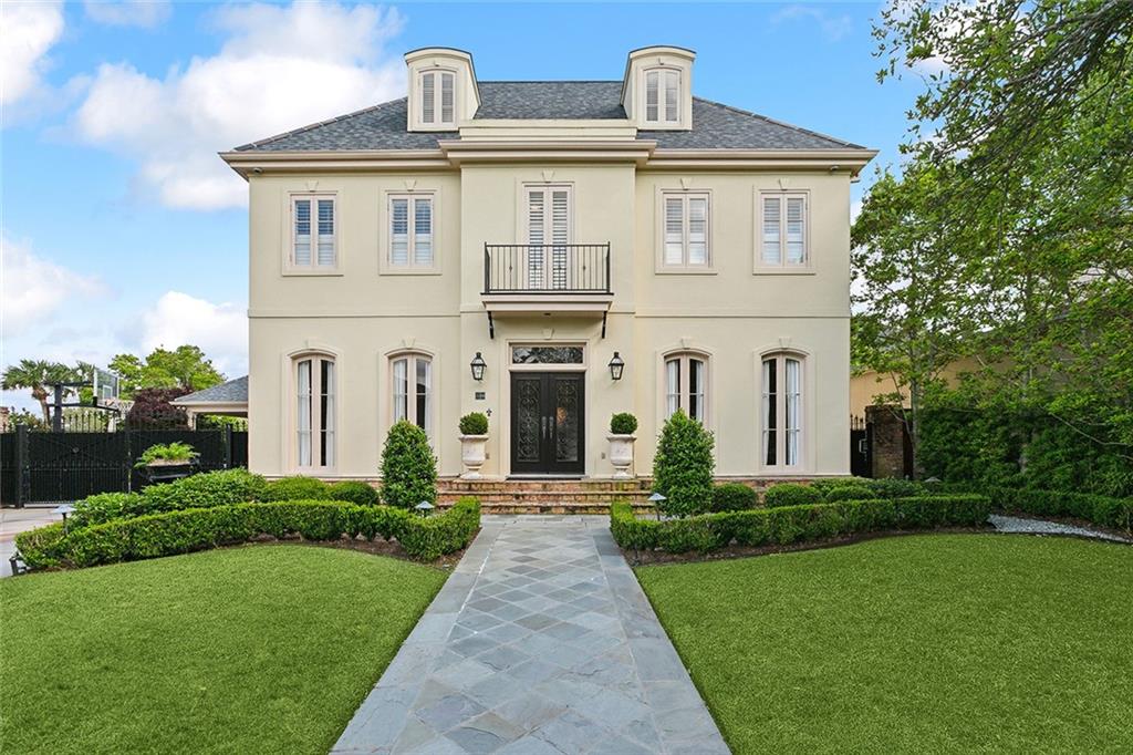 10 Forrest Court, Metairie, LA 