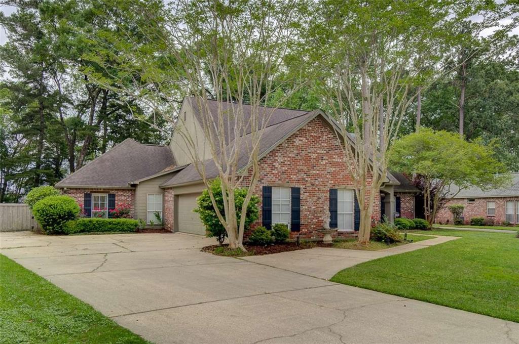 6553 Double Tree Drive, Baton Rouge, Louisiana image 2