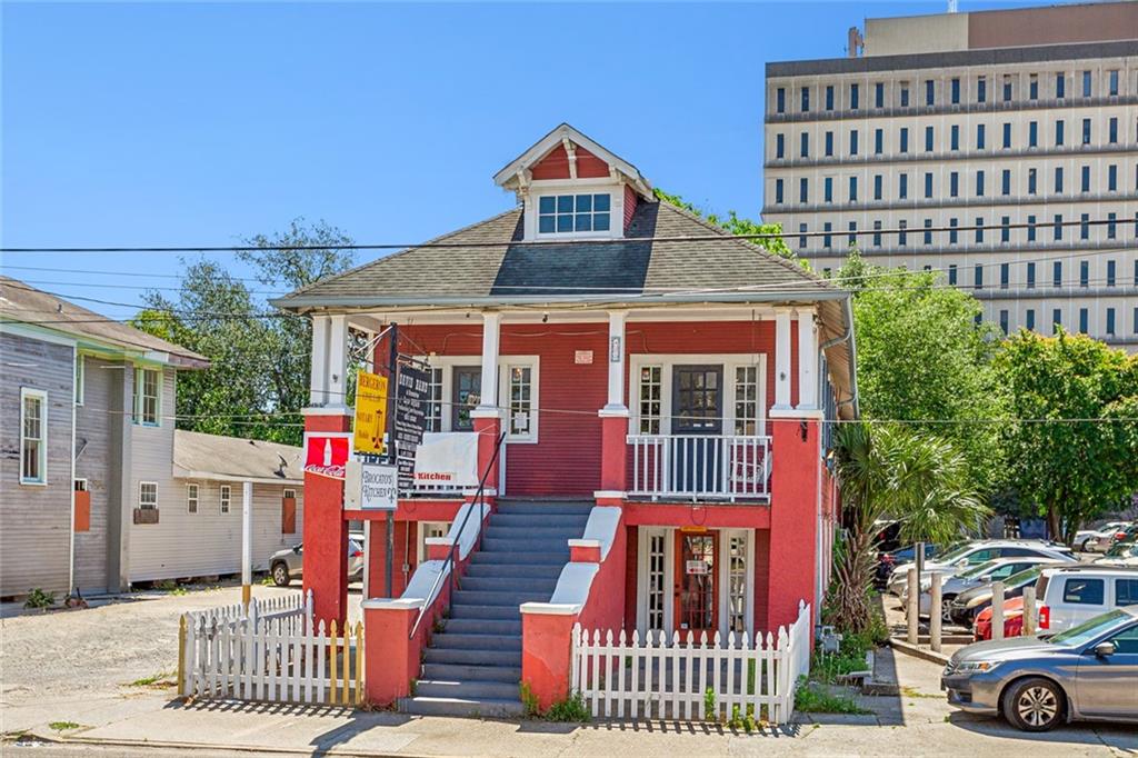 Photo of 422 S BROAD Street, New Orleans, LA 70119