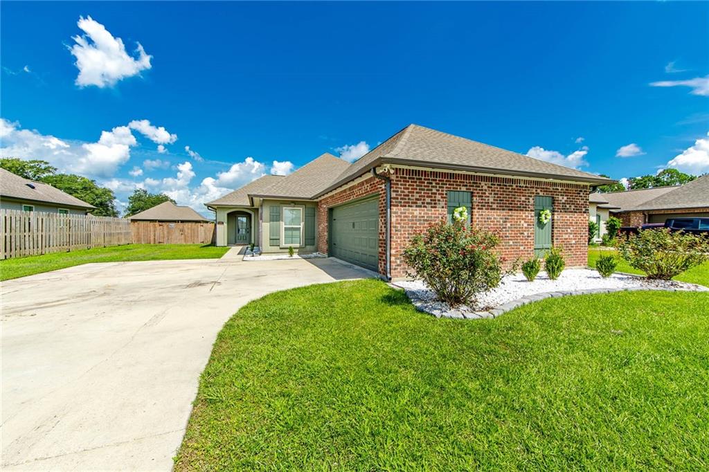 151 Crescent Estates Drive, Thibodaux, Louisiana image 1