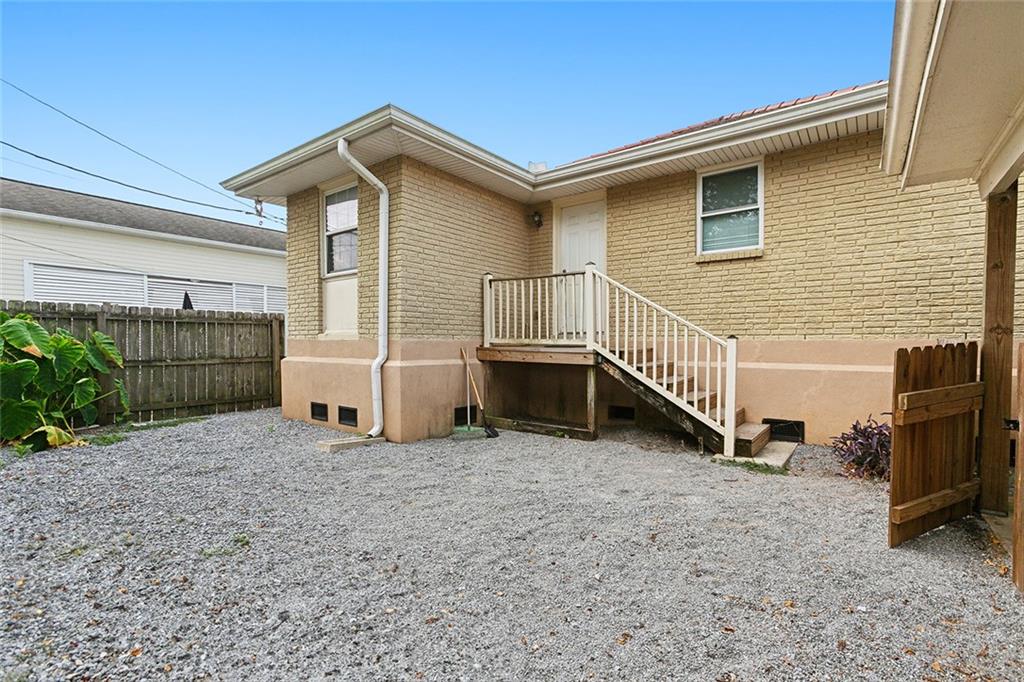6857 Vicksburg Street, New Orleans, Louisiana image 18