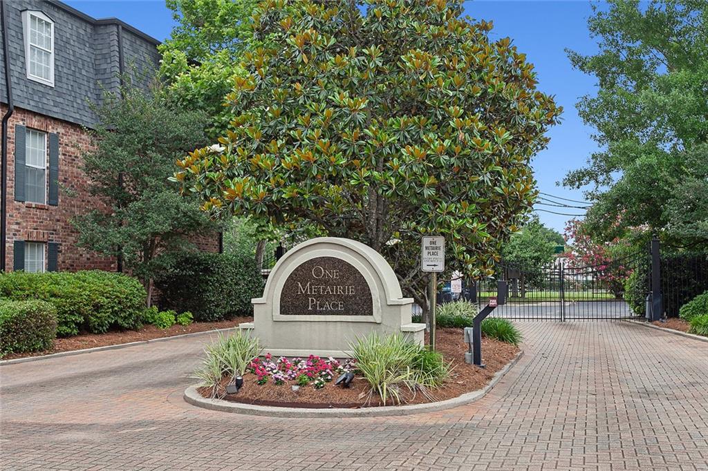 listing main picture