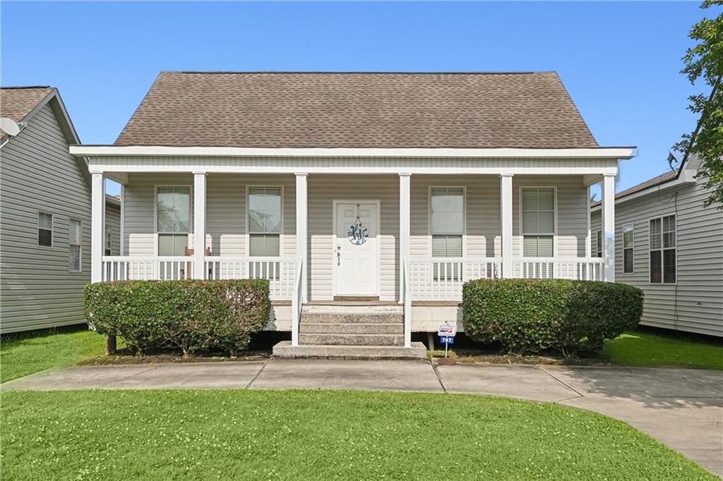 787 Bellemeade Boulevard, Gretna, Louisiana image 1