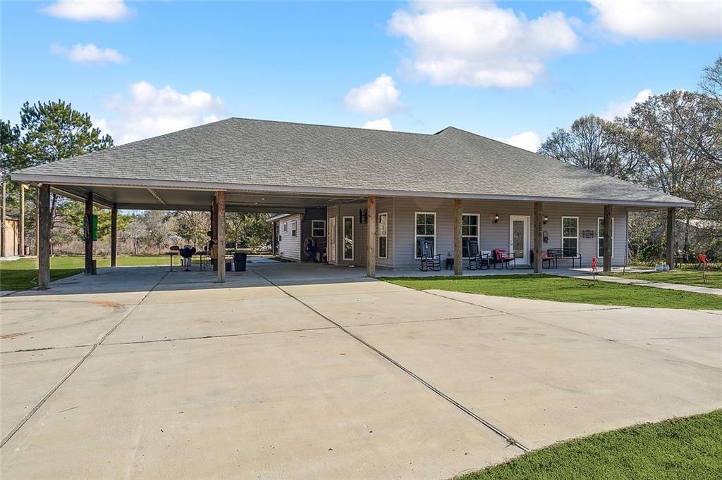 320 Yearling Loop, Pearl River, Louisiana image 1