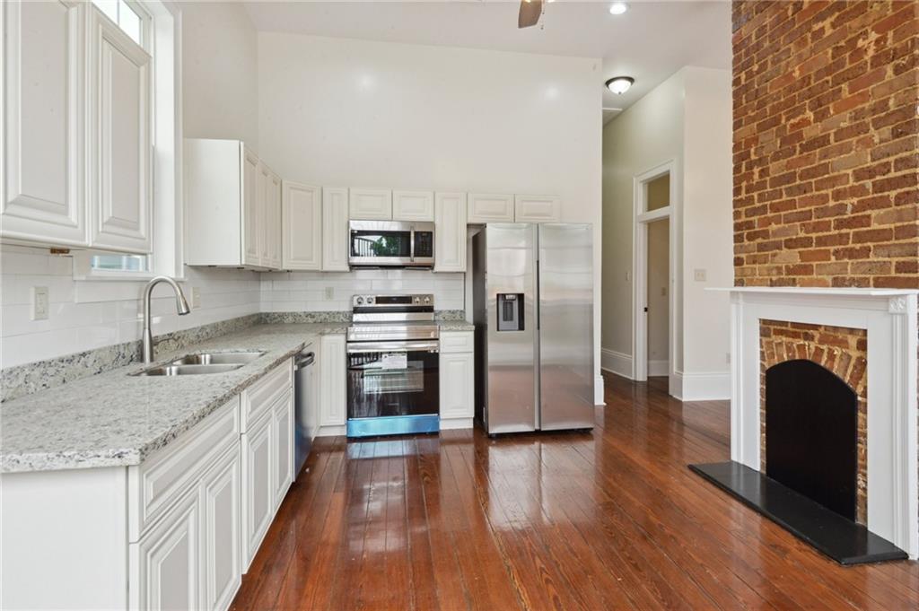 2410 Freret Street, New Orleans, Louisiana image 2