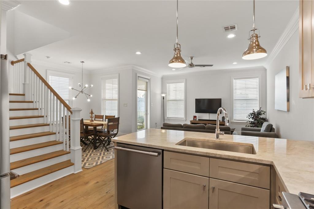 2410 Valence Street #2410, New Orleans, Louisiana image 9