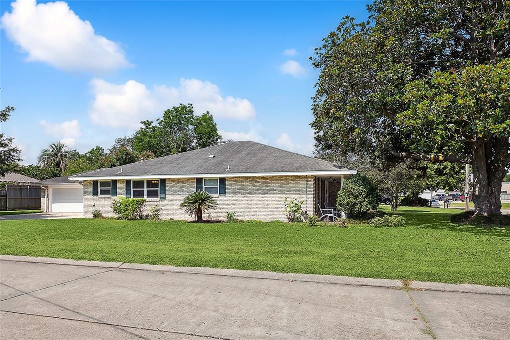 301 Schlief Drive, Belle Chasse, Louisiana image 18