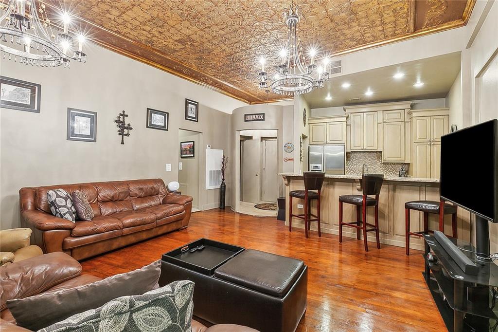 330 Julia Street #208, New Orleans, Louisiana image 5