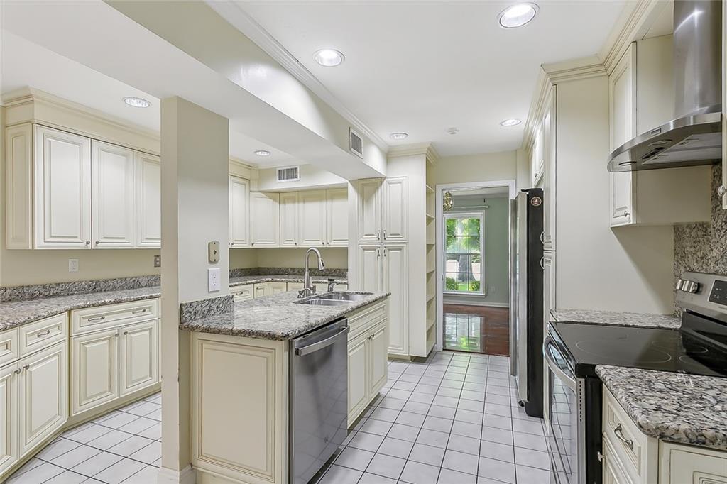5033 Bissonet Drive, Metairie, Louisiana image 9