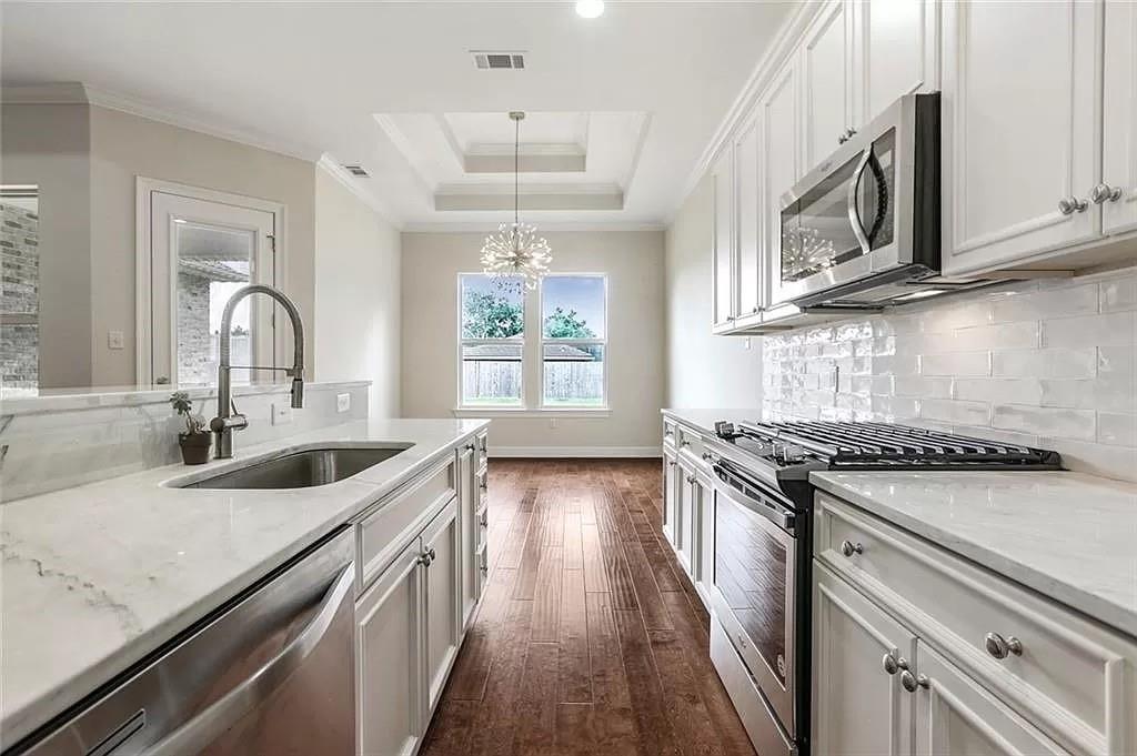 1217 N Starrett Road, Metairie, Louisiana image 6
