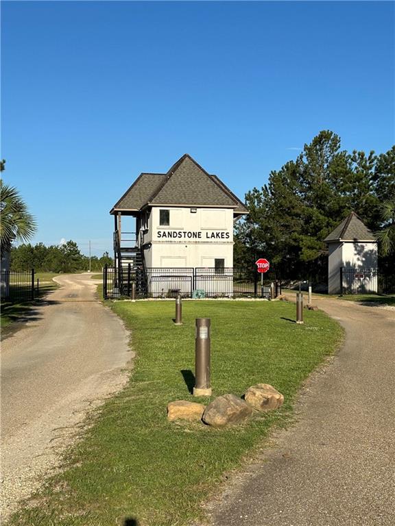 Emerald Court, Franklinton, Louisiana image 2