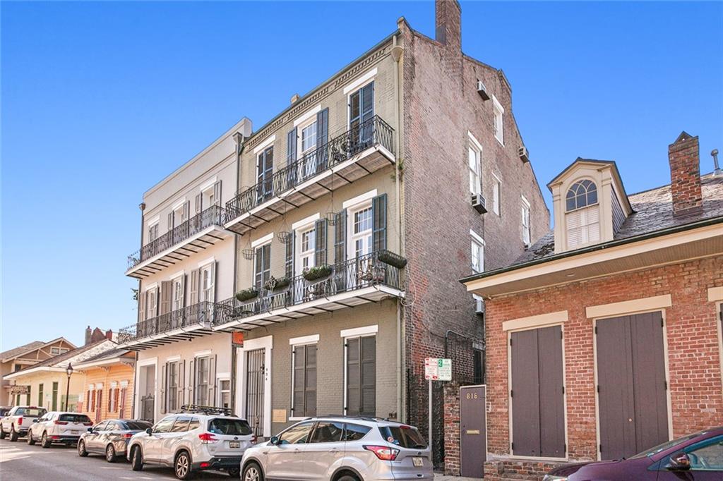 824 Burgundy Street #2A,B, New Orleans, Louisiana image 1