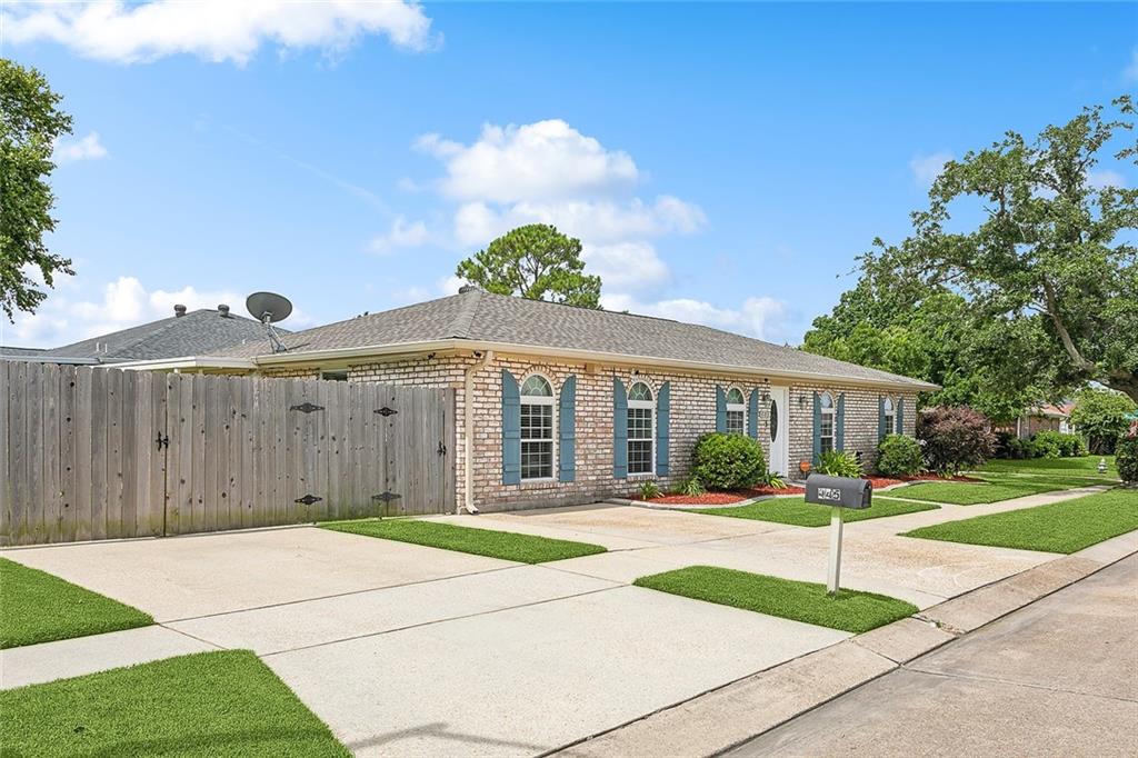 445 Woodward Drive, Kenner, Louisiana image 2