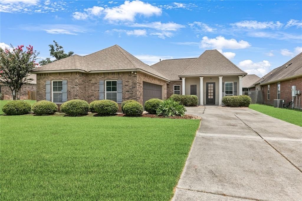 151 Raiford Oaks Boulevard, Madisonville, Louisiana image 2