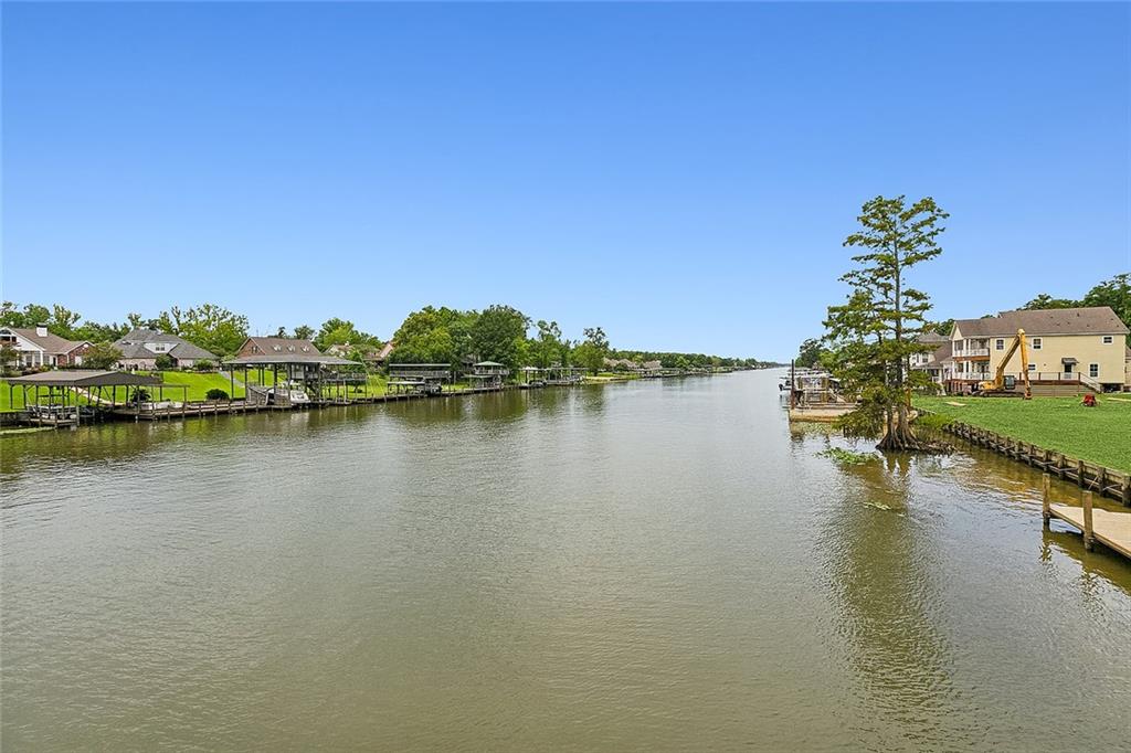 18178 Bayou Pierre Drive, Maurepas, Louisiana image 8