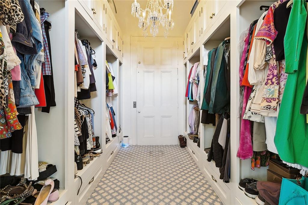 2027 Carondelet Street, New Orleans, Louisiana image 23