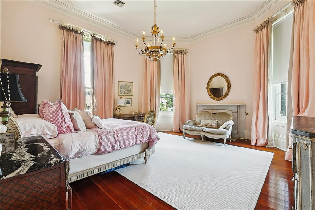 2027 Carondelet Street, New Orleans, Louisiana image 25
