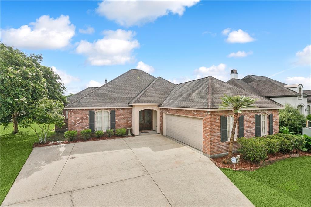 2121 Springstone Drive, Baton Rouge, Louisiana image 2