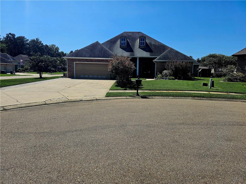 669 Lake Iberville Court, Ponchatoula, Louisiana image 1