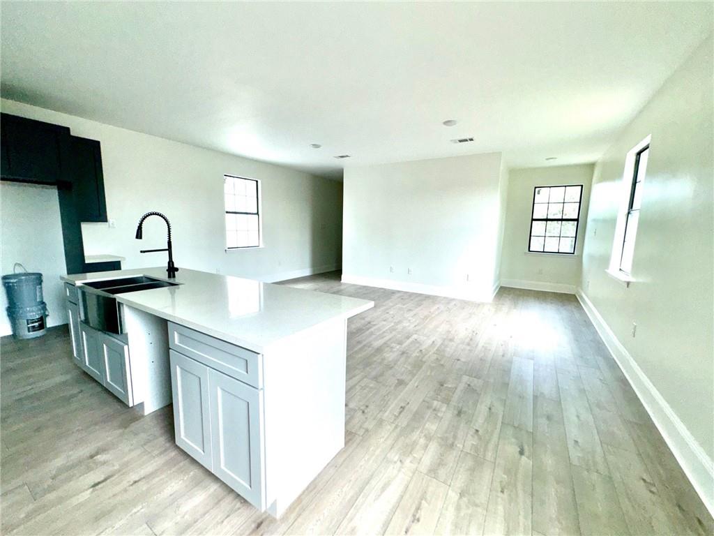 3226 28 Jackson Avenue, New Orleans, Louisiana image 2
