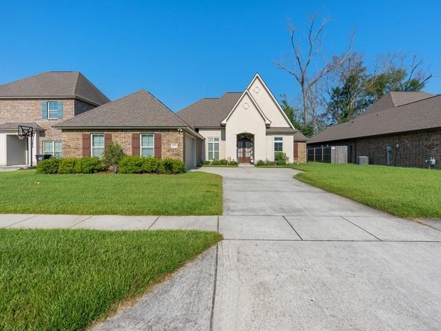 18133 River Landing Drive, Prairieville, Louisiana image 1