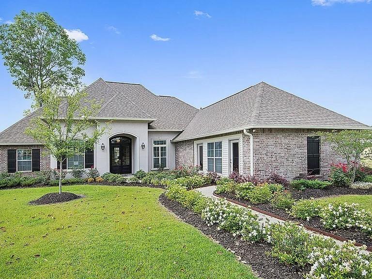 18133 River Landing Drive, Prairieville, Louisiana image 2