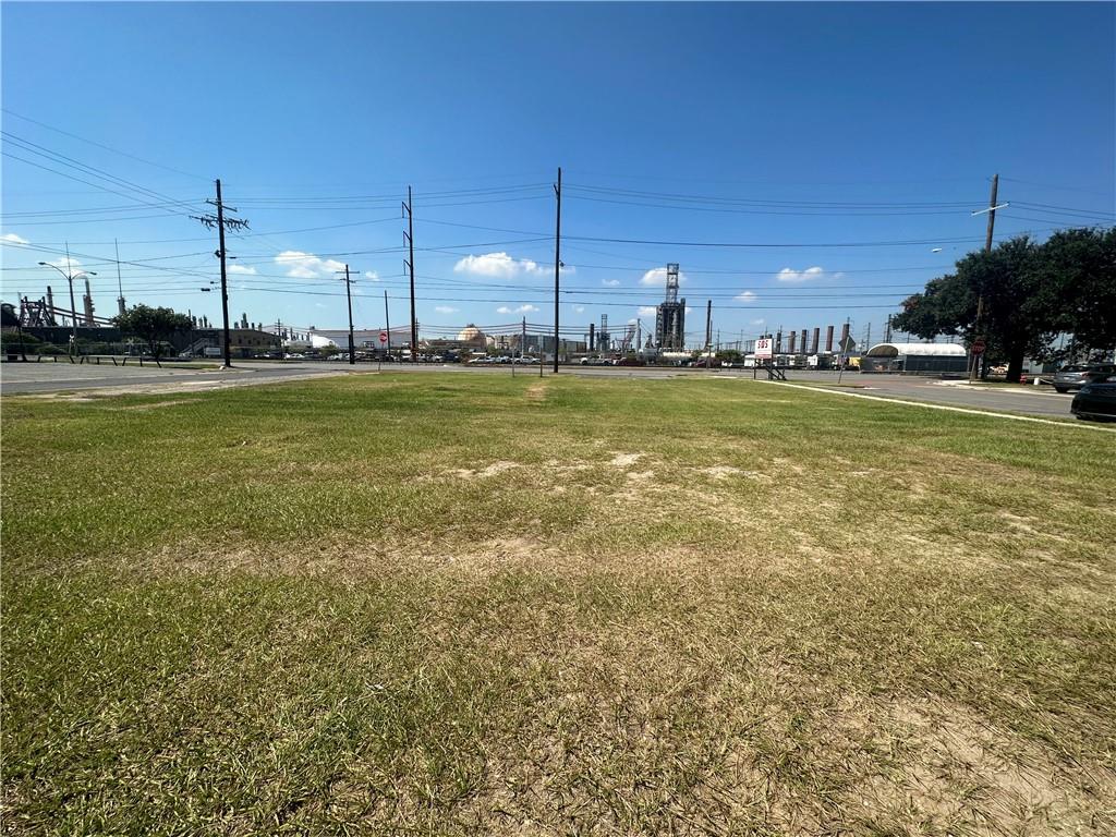 1001-1007 W Saint Bernard Highway, Chalmette, Louisiana image 9