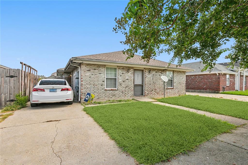 9017-9019 Titans Drive, Chalmette, Louisiana image 2