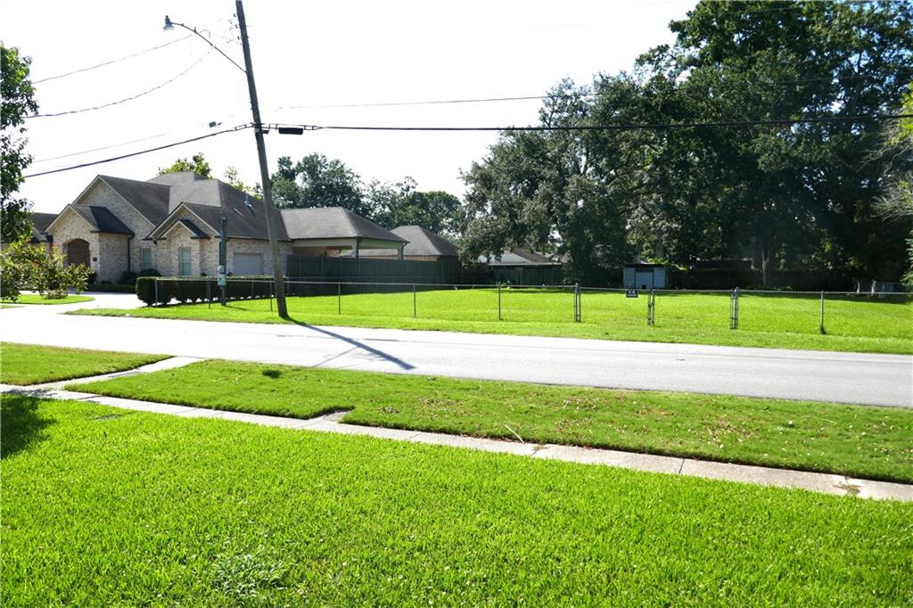 Little Farms Avenue, River Ridge, Louisiana image 2