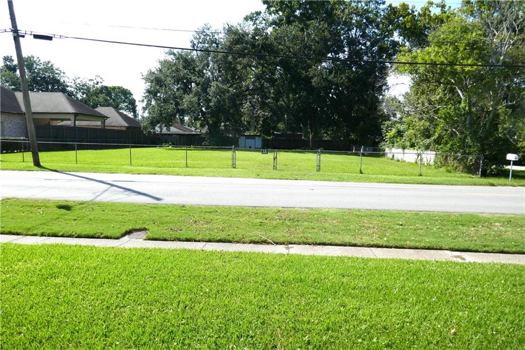 Little Farms Avenue, River Ridge, Louisiana image 4