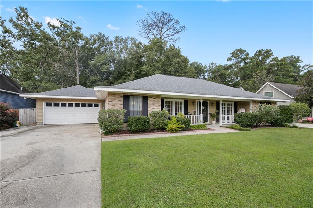 105 Oak Leaf Drive, Slidell, Louisiana image 2