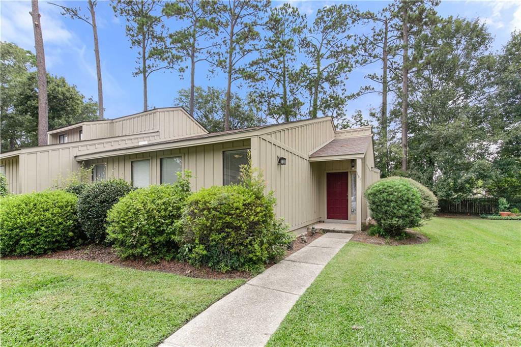 131 Hampton Court #307, Mandeville, Louisiana image 1