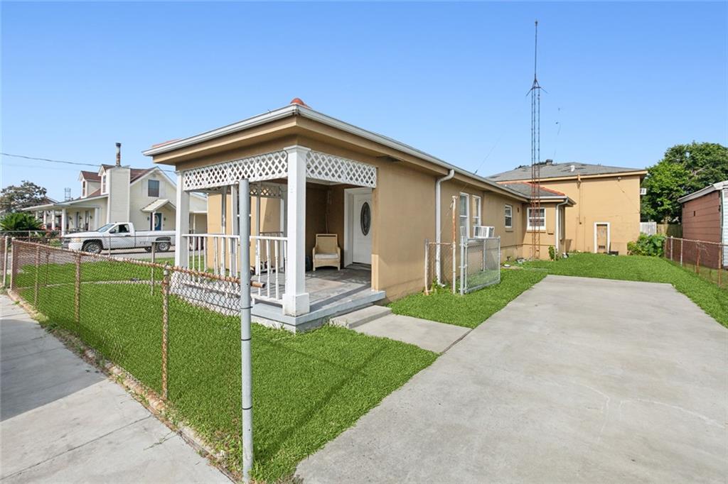 2200 Trio Street, Chalmette, Louisiana image 2