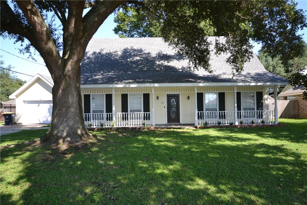 103 Beaupre Drive, Luling, Louisiana image 1