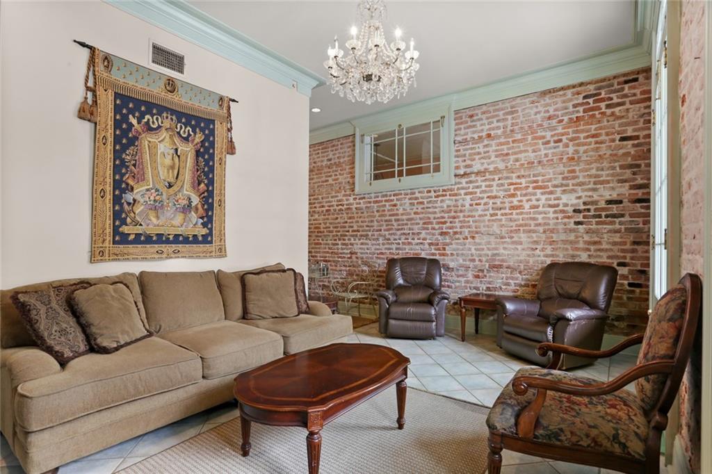 1018 Royal Street #1, New Orleans, Louisiana image 5