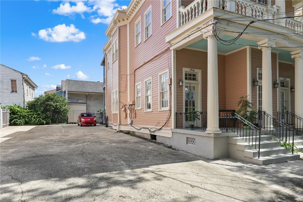 1916 Prytania Street #A, New Orleans, Louisiana image 2