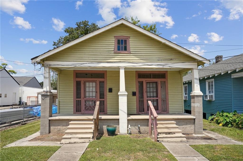 935 37 9th Street, Gretna, Louisiana image 1