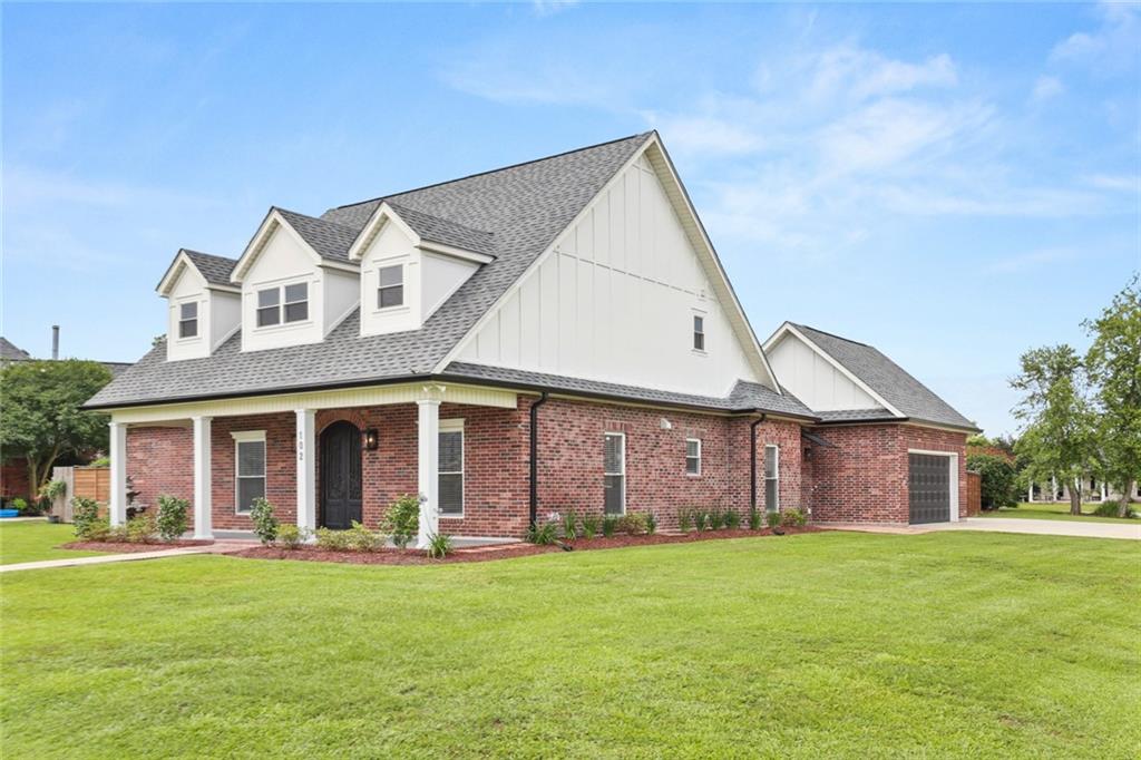102 Wisteria Lane, Luling, Louisiana image 2